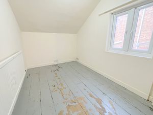 Station Road- click for photo gallery